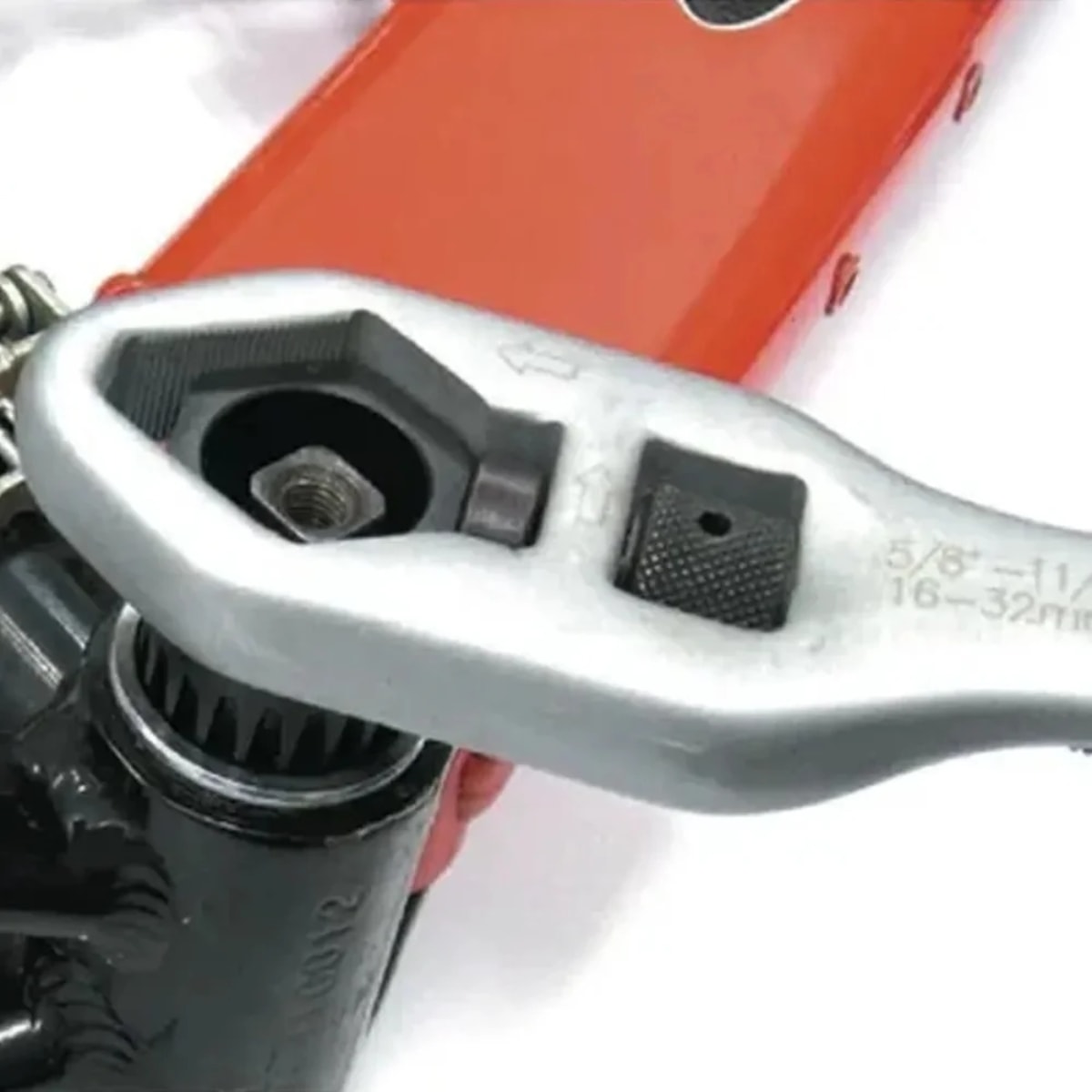 Chave Universal Super B Oficina Bike 16-32mm